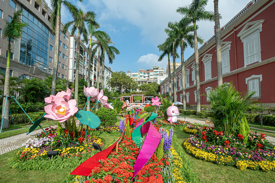Breve apresentação da instalação de flores no Dia Aberto da Sede do Governo 2026