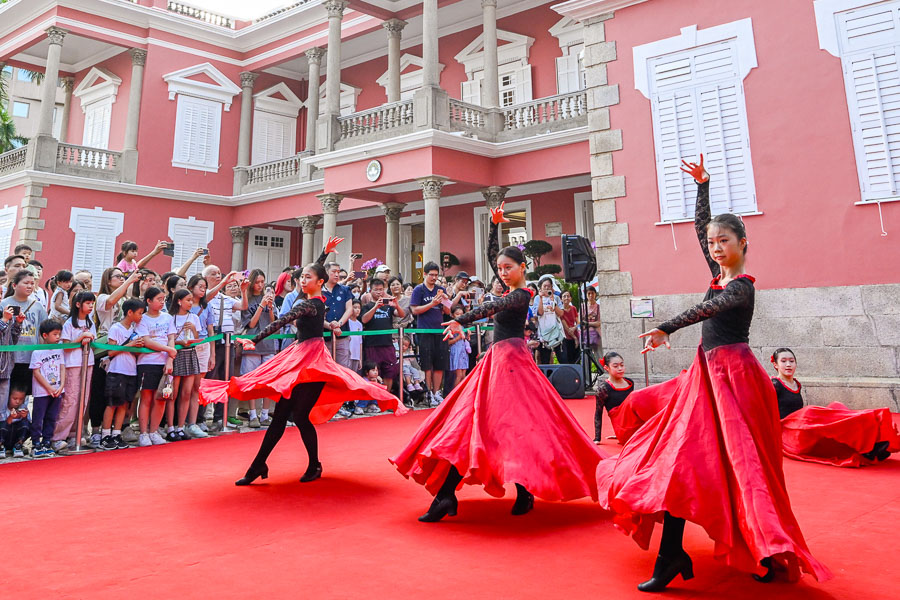 Espectáculos da Escola de Dança do Conservatório de Macau